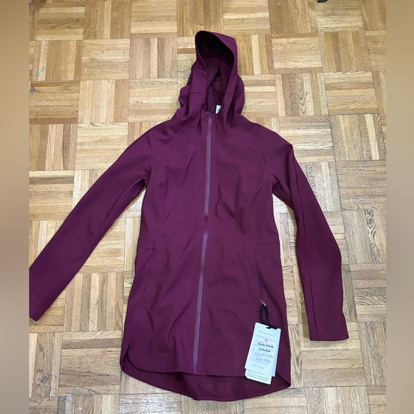 lululemon athletica Jackets & Blazers - BNWT lululemon jacket size 2